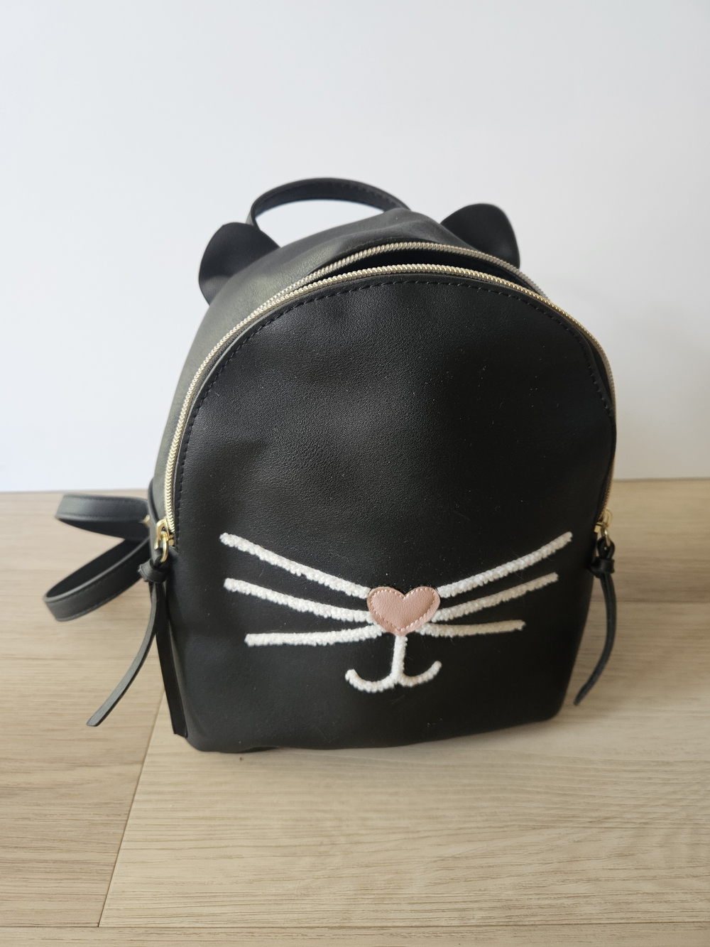 T-SHIRT &‎ JEANS BLACK CAT FACE BACKPACK